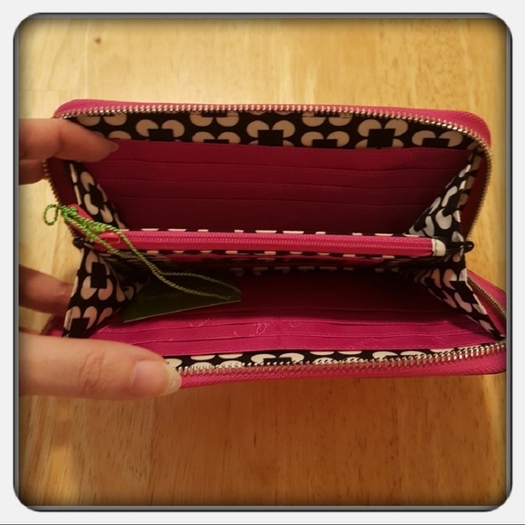NWT Vera Bradley Fuchsia Accordion Wallet - Picture 2 of 5
